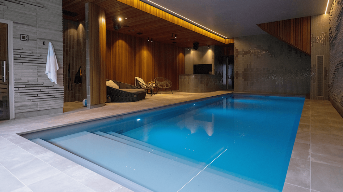 Luxe en stijlvol Binnen zwembad